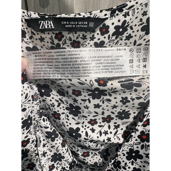 Zara Floral Print Wrap Top Black/White/Red Small - Picture 3 of 4